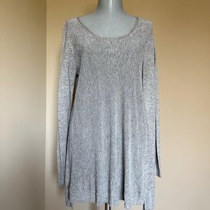 Eileen Fisher long sleeve linen blend tunic.